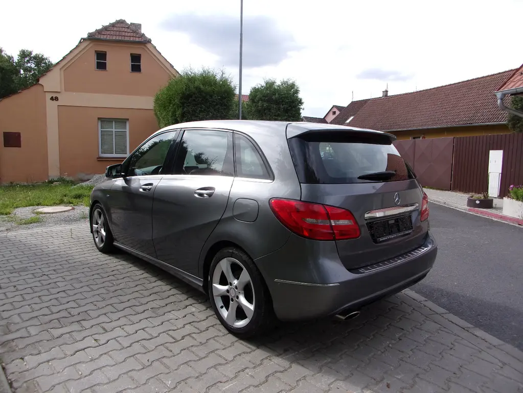 Mercedes benz B 200 CDI Avantgarde,1.majitel,TOP - fotka 5