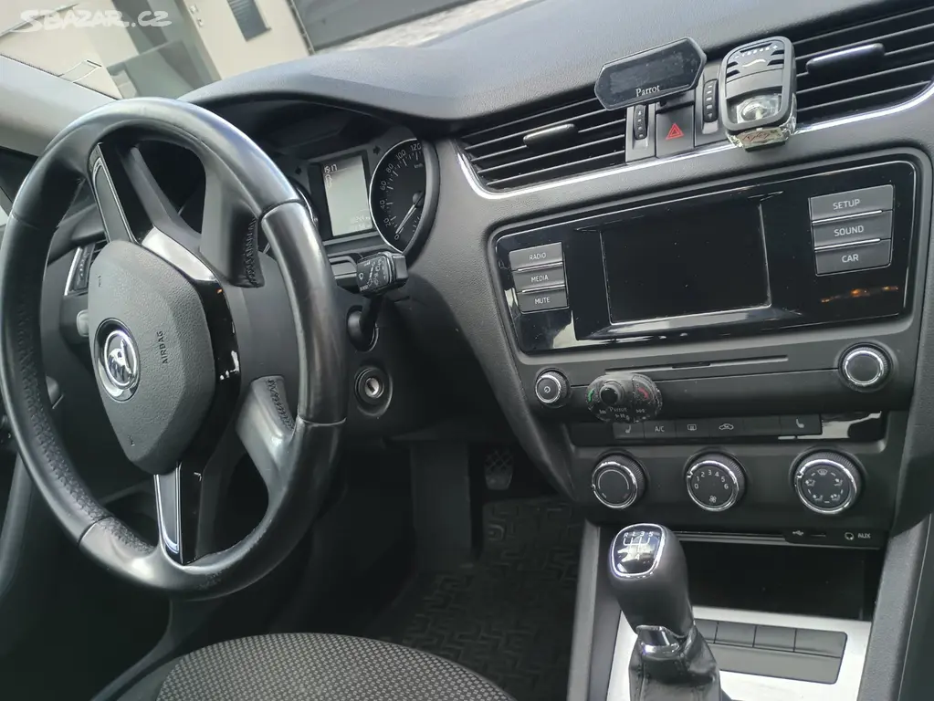 Škoda Octavia III Combi 1.6 TDI 77 kW, 2015 - fotka 4