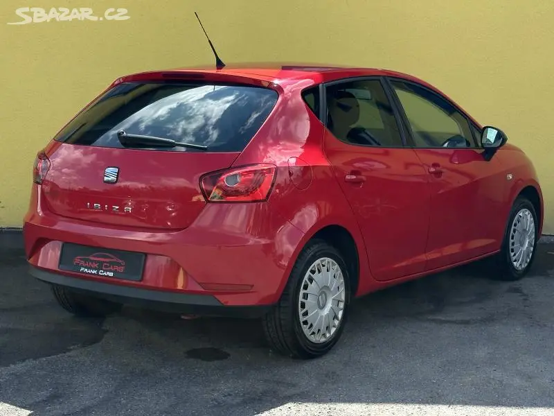 Seat Ibiza 1.2HTP/51kW STYLE KLIMA 1.Maj - fotka 4