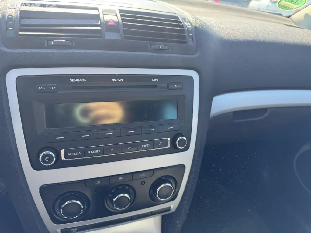 Škoda Octavia II 1.9 TDI,77 kW, 2.Majitel,ČR - fotka 6