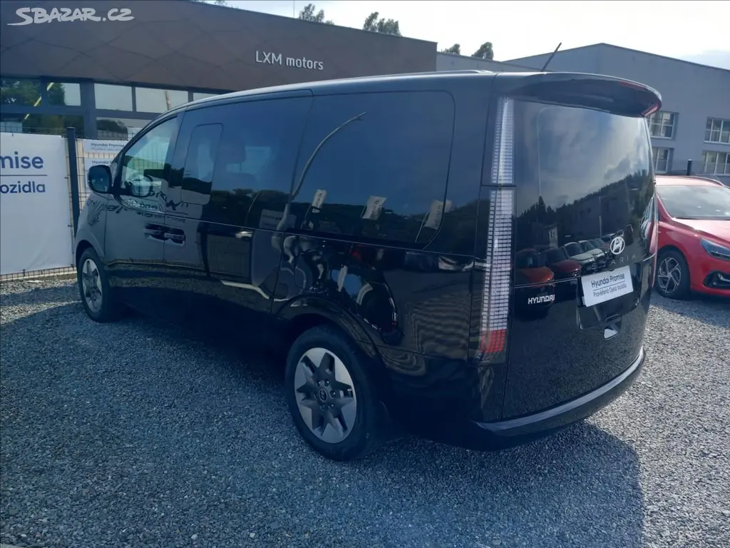 Hyundai Staria, 1,6 T-GDI HEV TOUR 9 STL PREM - fotka 6