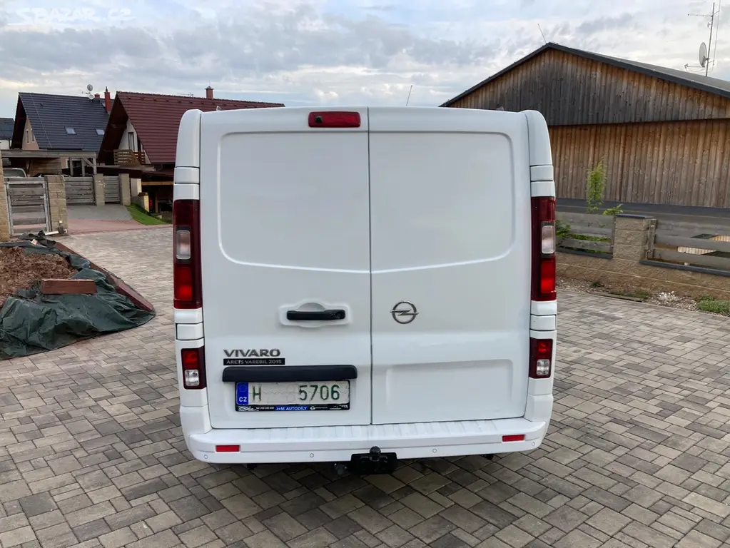 Opel Vivaro Long 1,6 CDTi 88kW 2015 - fotka 4
