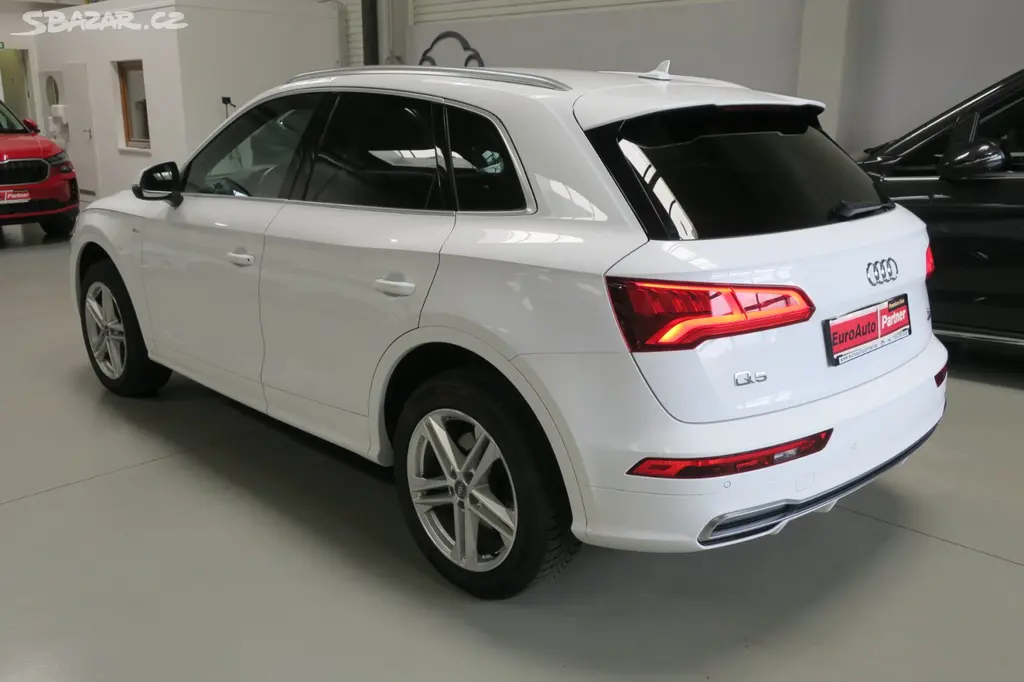 Audi Q5, 3,0 TDI 210 KW Quattro S-line - fotka 2