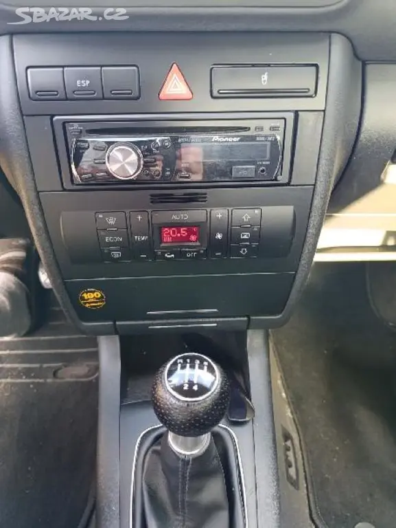 Audi A3 1,6 - fotka 4