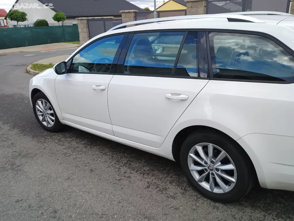 Škoda Octavia III Combi 1.6 TDI 77 kW, 2015 - fotka 6
