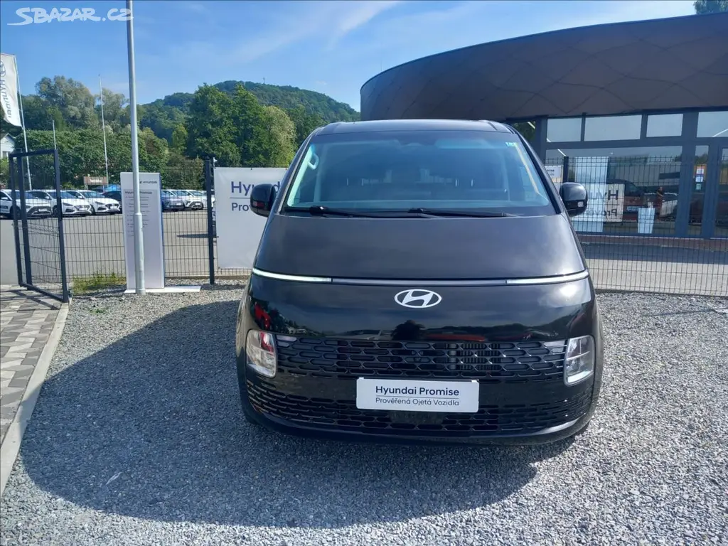 Hyundai Staria, 1,6 T-GDI HEV TOUR 9 STL PREM - fotka 2