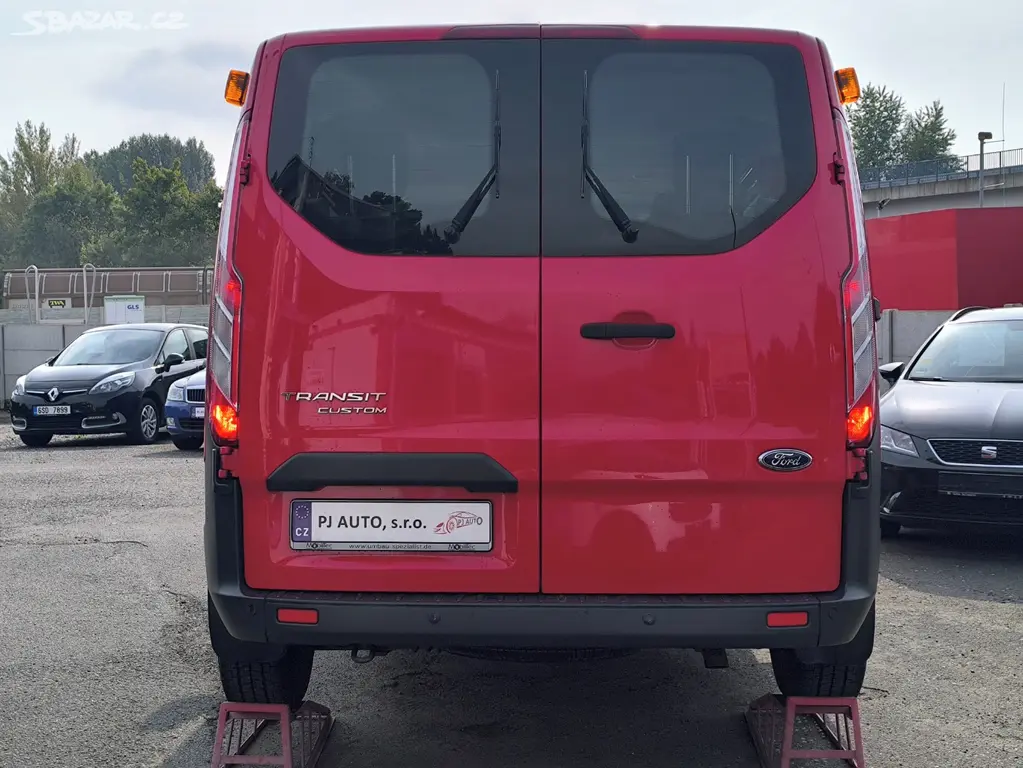 Fordt Transit Custom 2.0 TDCi 9míst,Temp,1majitel - fotka 6