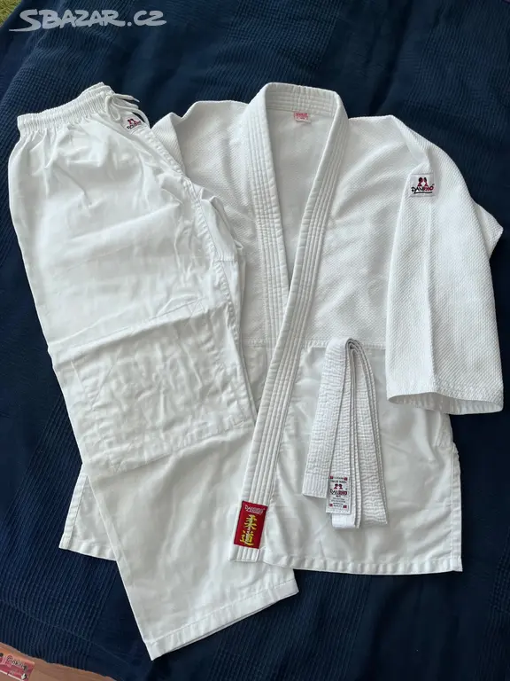 DANRHO Judogi Ultimate 750 IJF wit | Judopakken