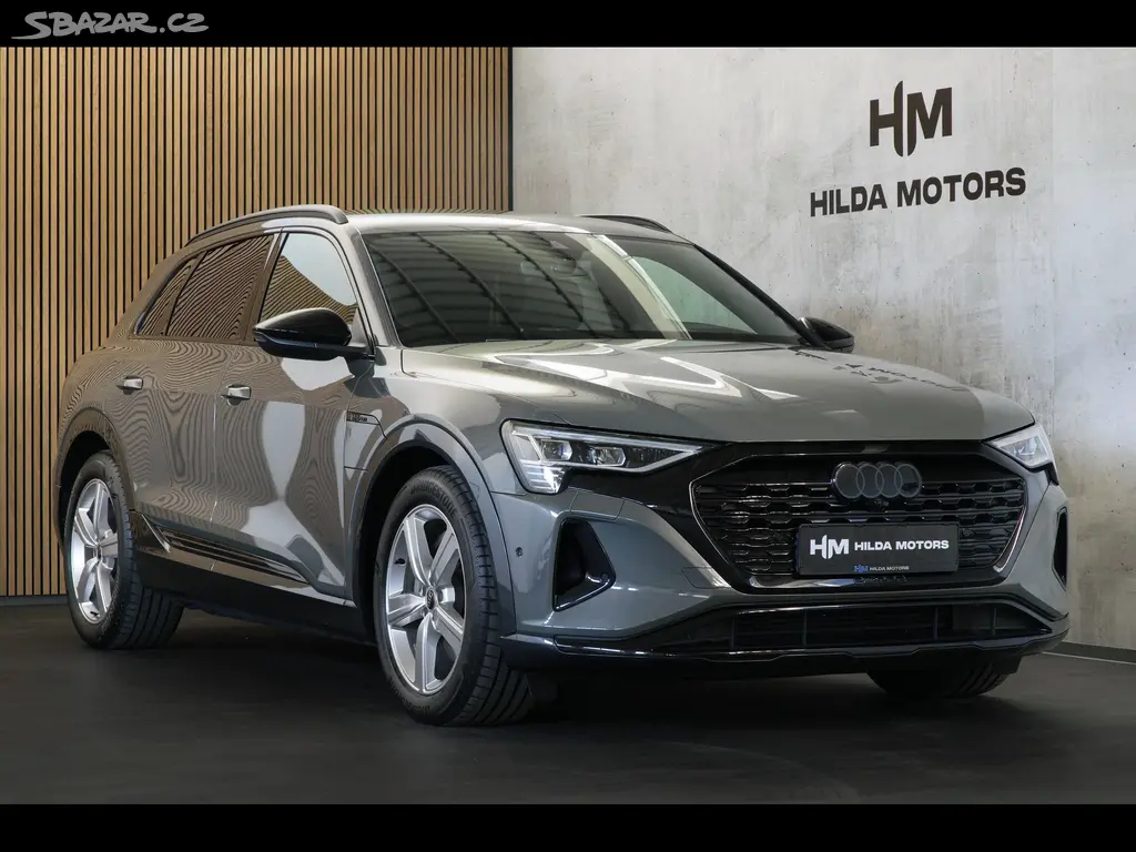 Audi Q8 e-tron, 55 300kW 114kWh Matrix HUD Taž