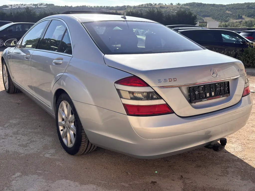 MERCEDES W221,S500 5.5 V8 4MATIC,BOHATÁ VÝBAVA - fotka 6