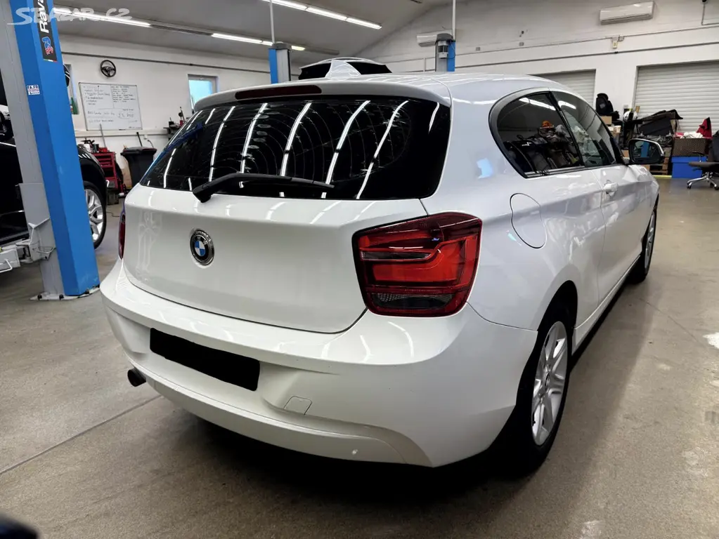BMW Řada 1 116D 1.6D 85kW - fotka 6