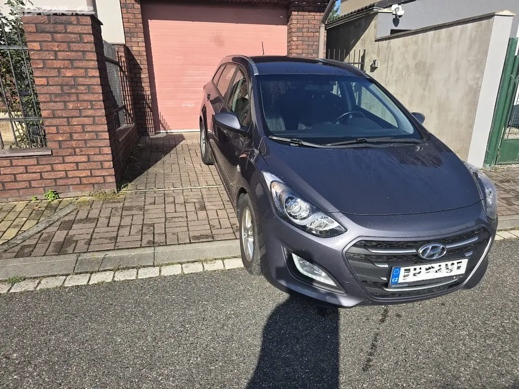 HYUNDAI i30 rok výroby 5/2016 - fotka 2