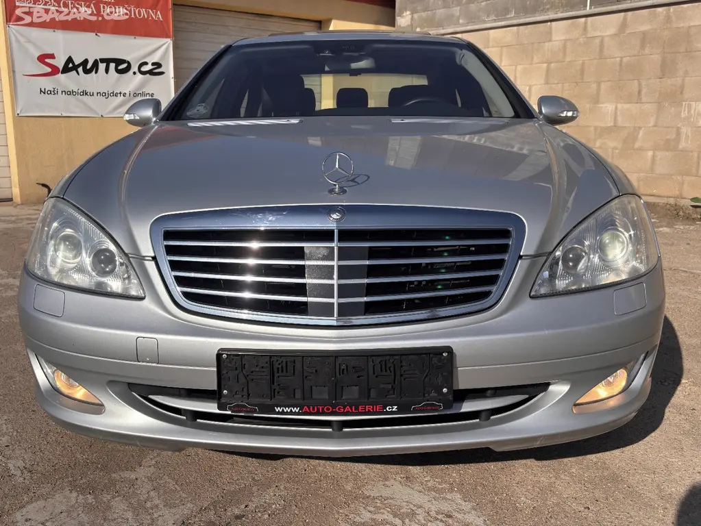 MERCEDES W221,S500 5.5 V8 4MATIC,BOHATÁ VÝBAVA - fotka 2
