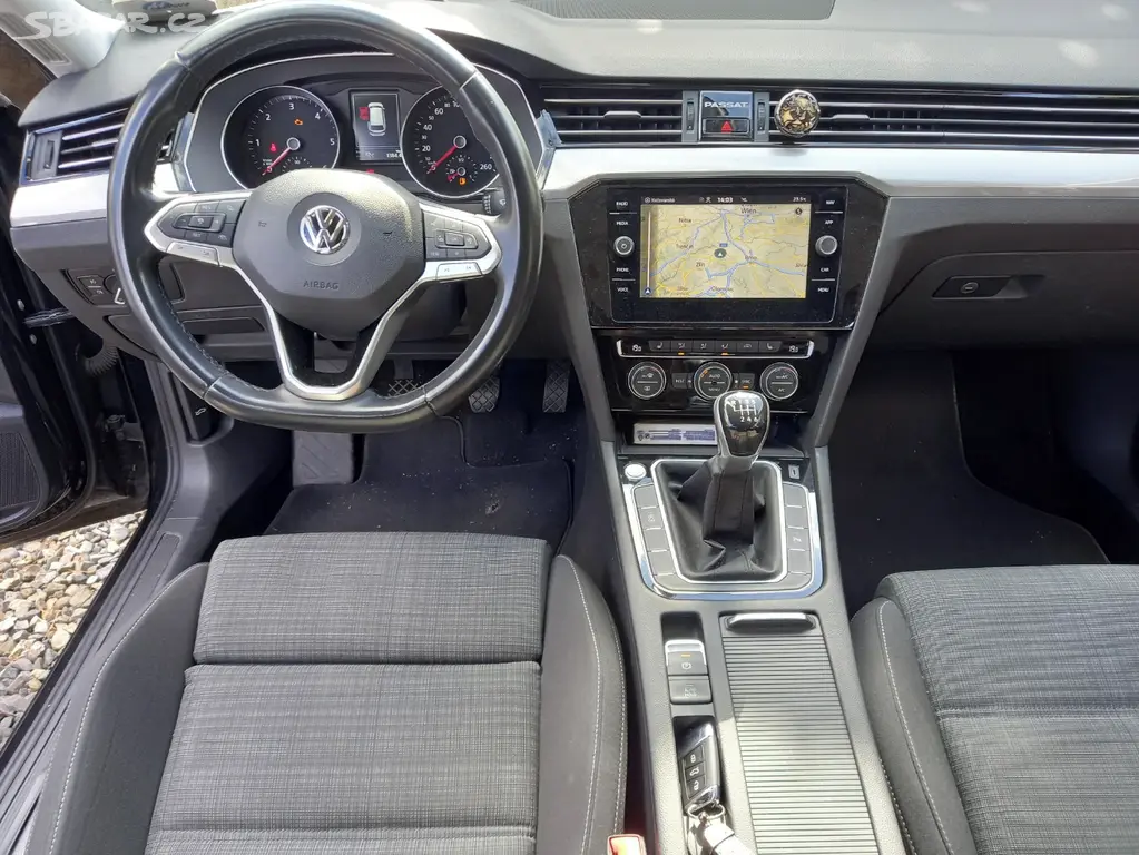 VW PASSAT B8 EVO 2,0TDI-2020-NAVI-LED-ACC-Business - fotka 4