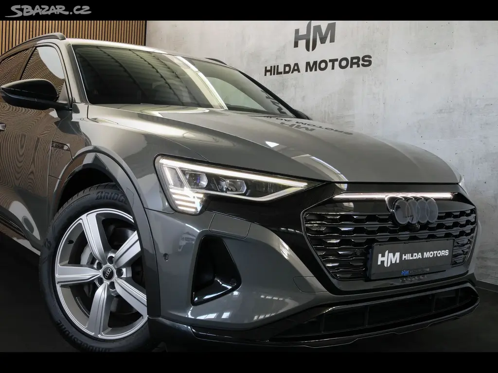 Audi Q8 e-tron, 55 300kW 114kWh Matrix HUD Taž - fotka 6