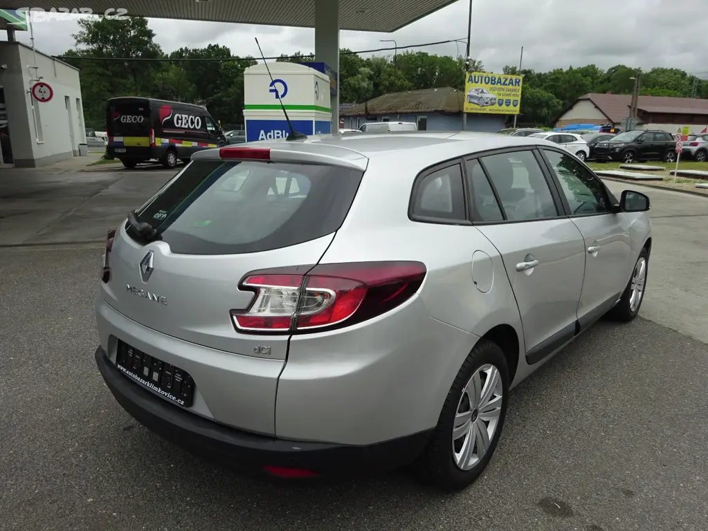 RENAULT MÉGANE 1,9 DCi, GARANCE KM - fotka 6