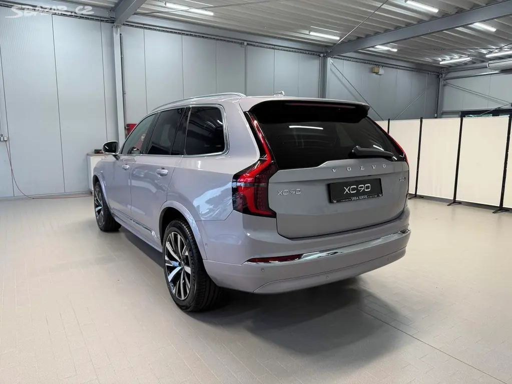 Volvo XC90, B5 2.0L 250+14 HP AT8 AWD CORE - fotka 3