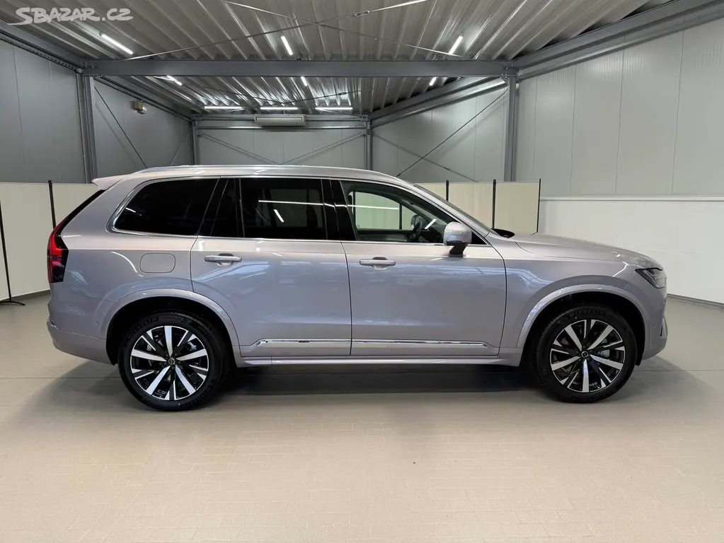 Volvo XC90, B5 2.0L 250+14 HP AT8 AWD CORE - fotka 5