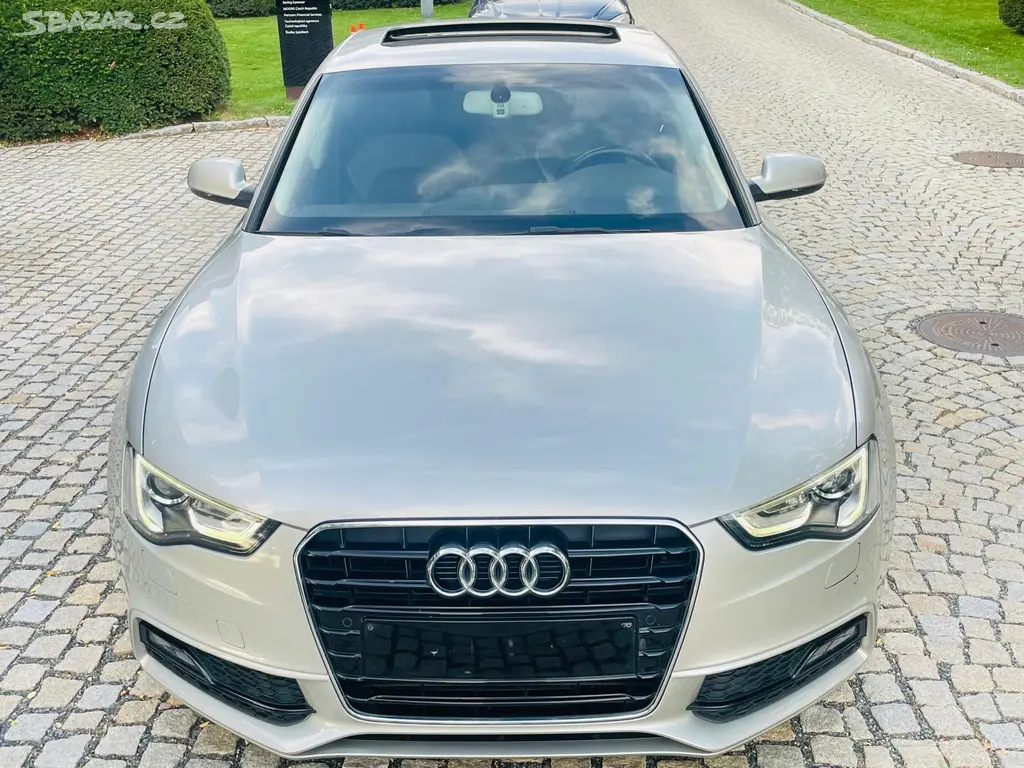 Audi A5, 2.0TDI MANUÁL SPORTBACK S-LINE - fotka 5