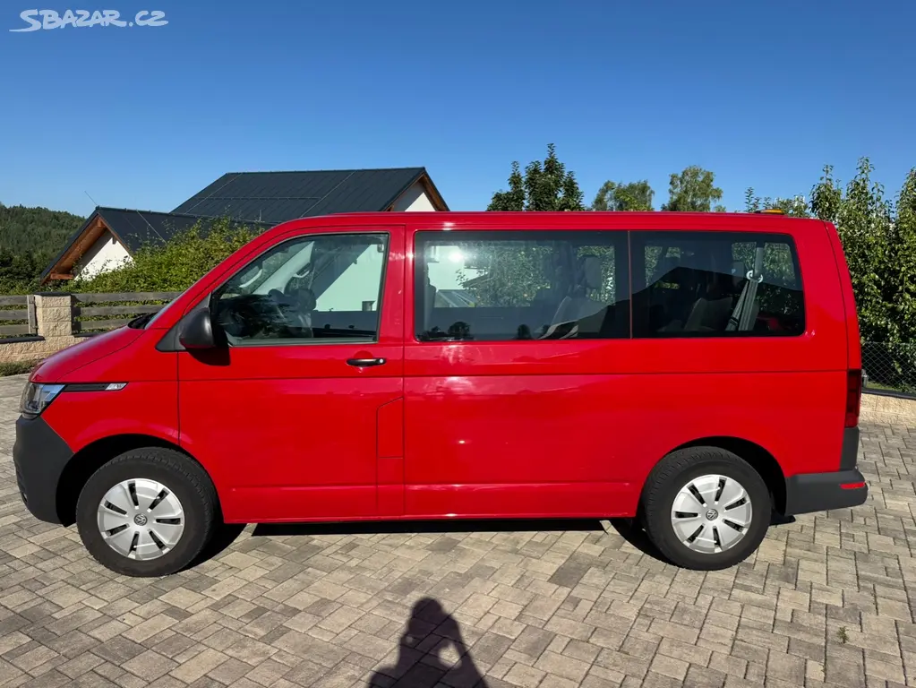 Volkswagen Transporter 2.0 TDi 81kW 9 míst 2021 - fotka 2