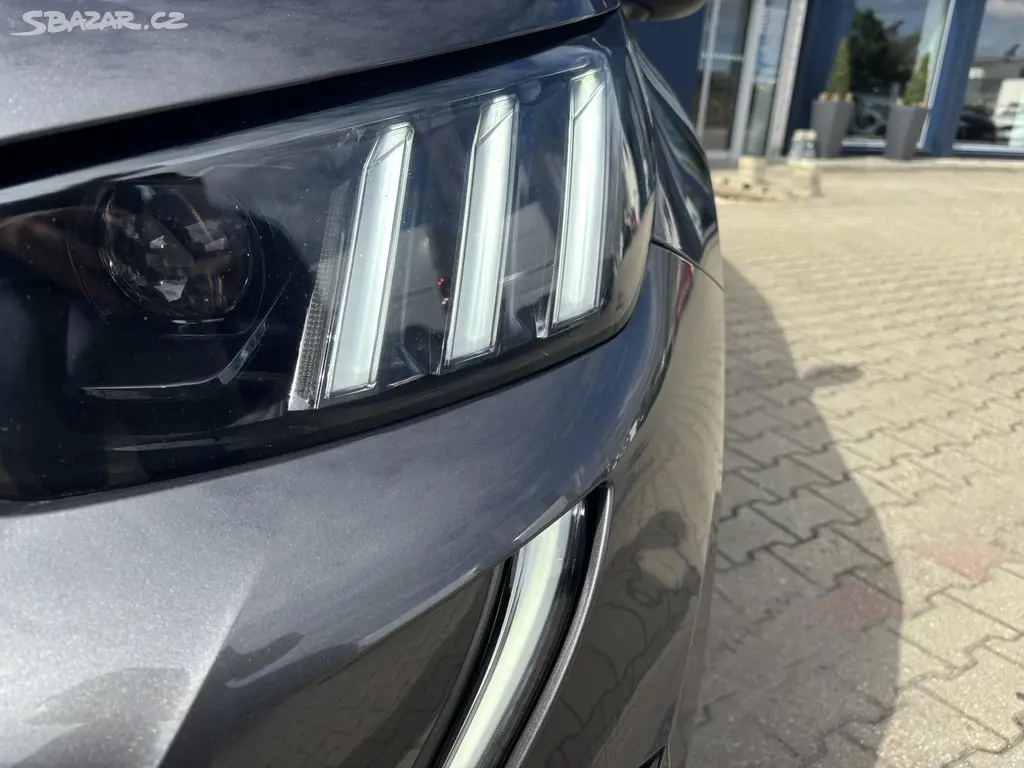 Peugeot 2008, GT PureTech 130k MAN6 - fotka 3