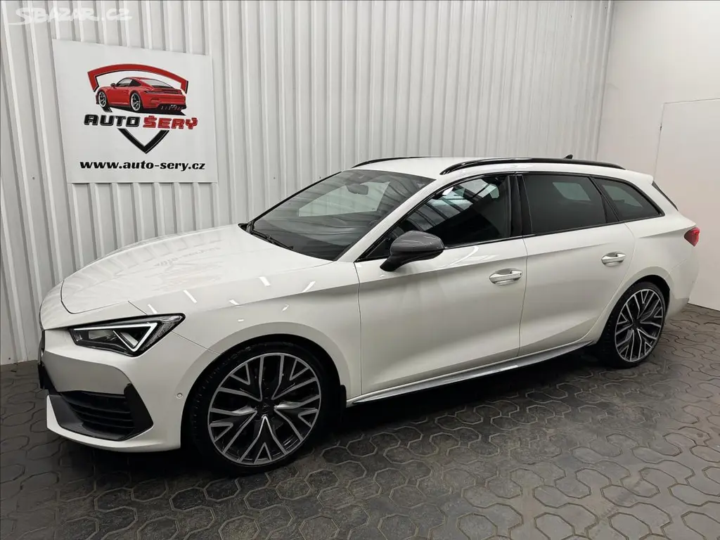 Cupra Leon, 2.0TSI 228kW 4Drive VZ Beats - fotka 3