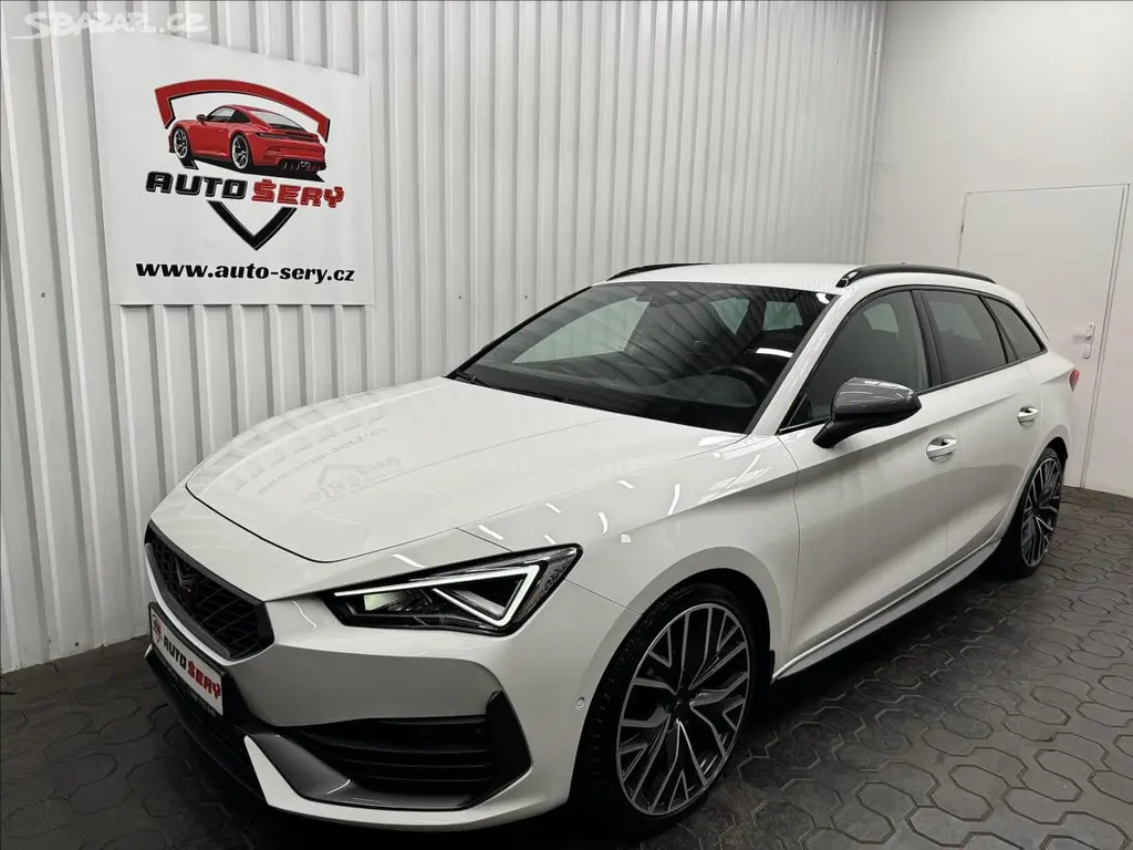 Cupra Leon, 2.0TSI 228kW 4Drive VZ Beats - fotka 2