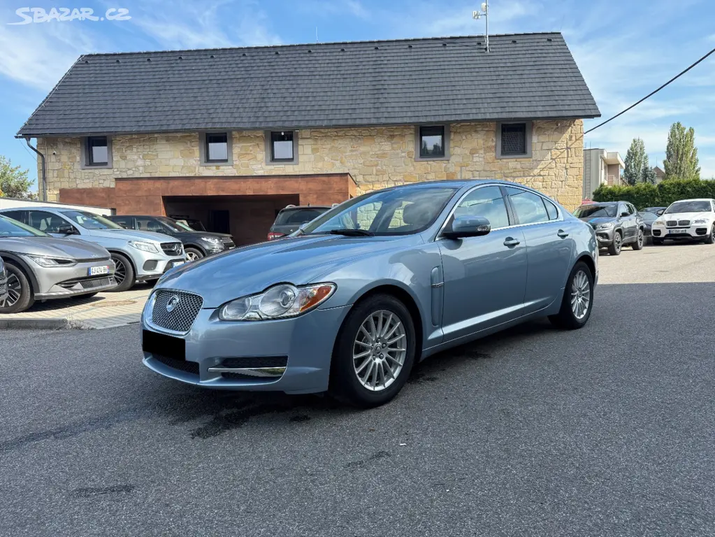 Jaguar XF 2.7D 152 kW - fotka 3