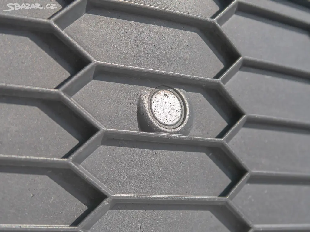 Škoda Octavia ČR 6/19 2.0TSI 180KW man RS - fotka 3