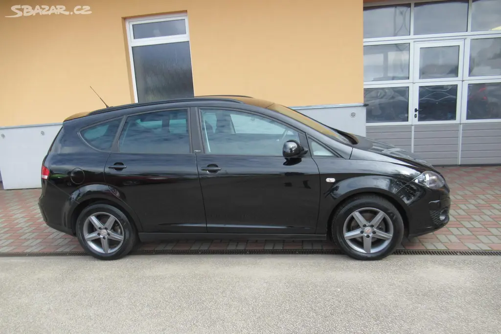 Seat Altea, XL 1.2 TSi AUT. KLIMA NAVIGACE - fotka 3