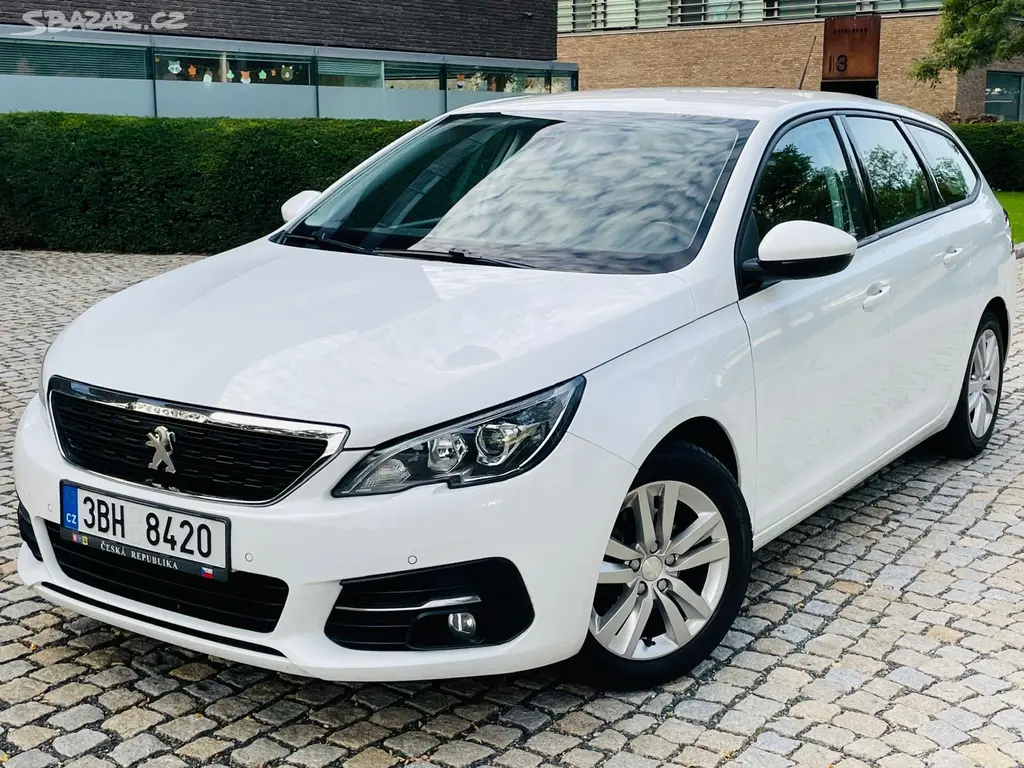 Peugeot 308, 1.5HD MANUÁL LED NAVI SENZORY - fotka 2
