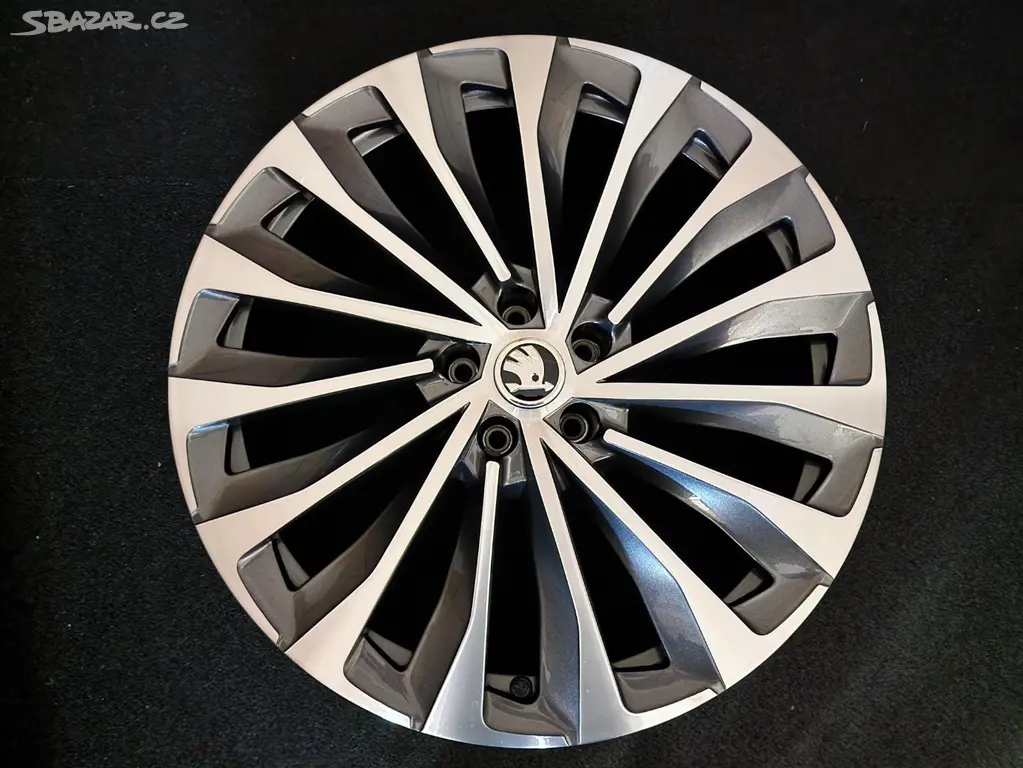 Škoda Enyaq  Alu kolo 20 Asterion 5LA601025 BB 1Ks