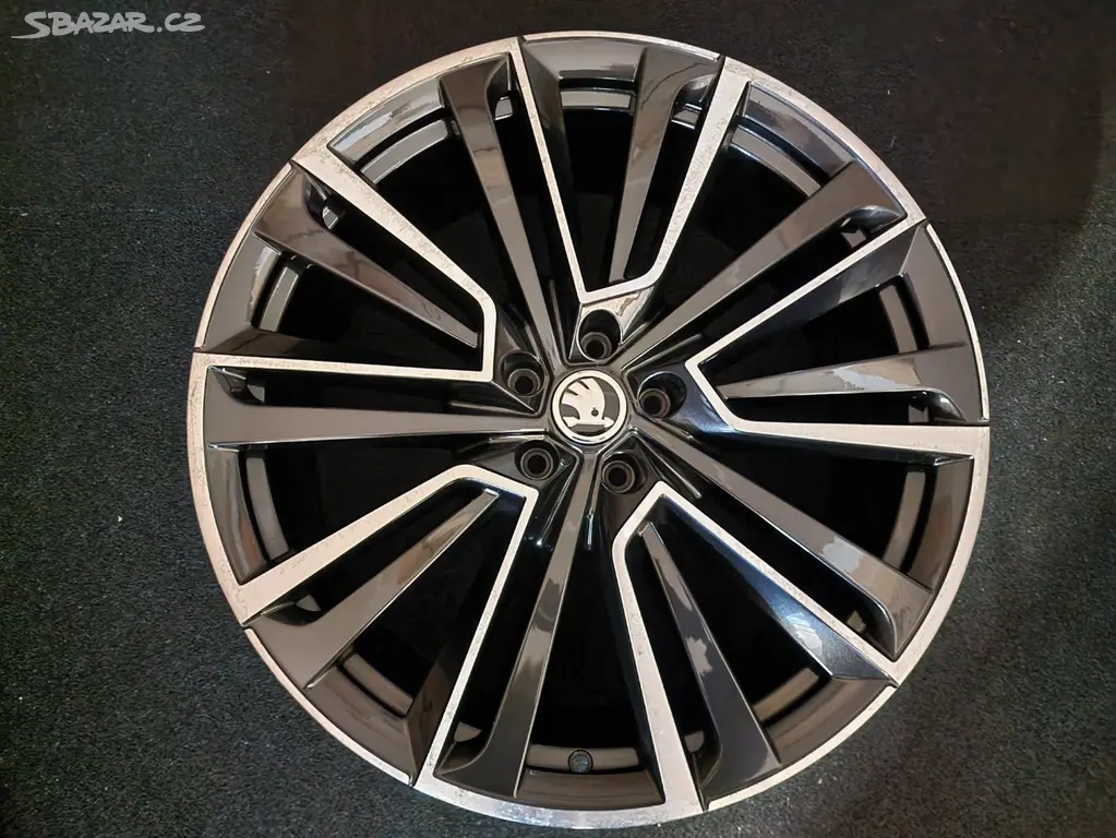 Škoda Enyaq Alu kolo 21  Aquarius 5LA601025 BE 1Ks