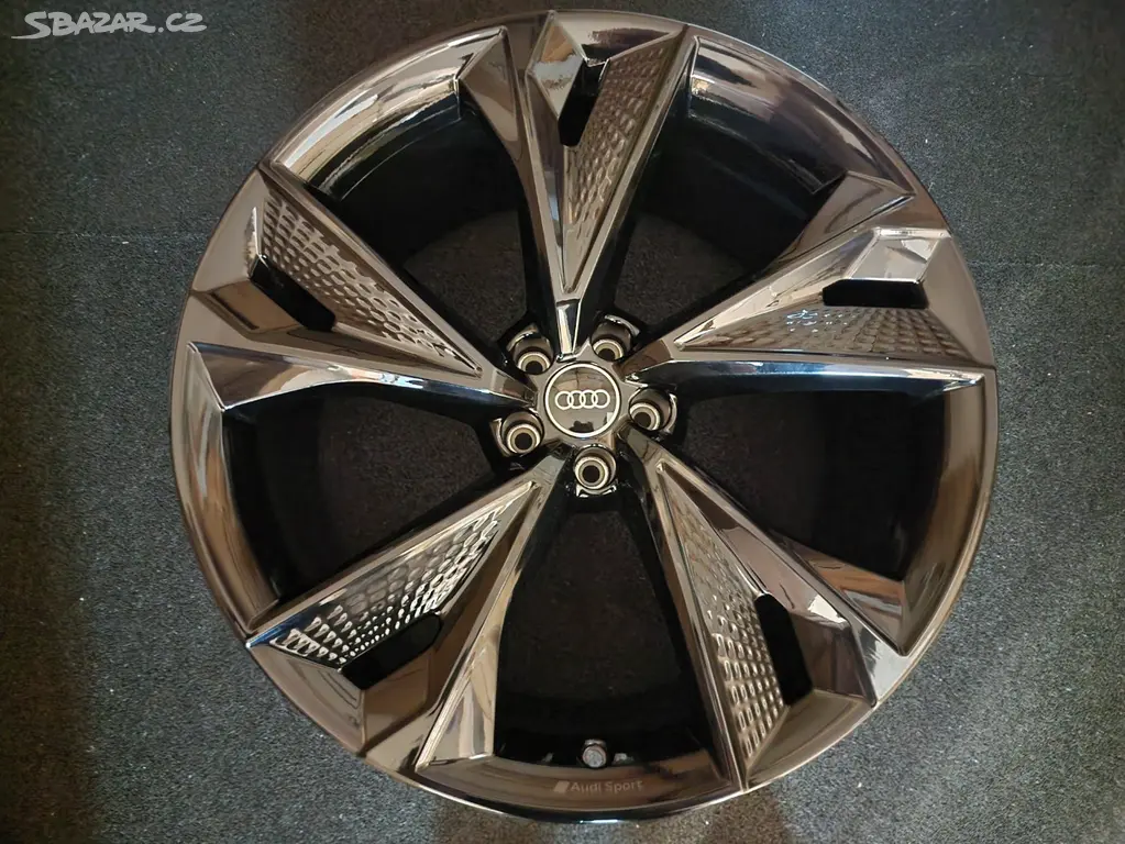 Audi RS6  Alu kolo 22   4K0601025 DG   1 Ks
