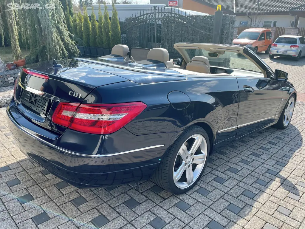 Mercedes-Benz Třídy E250CDI kabrio!!! - fotka 6