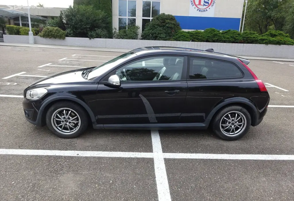 Volvo C30 1.6 D r.v.2011 (84 kw) stk:3/2026 - fotka 2
