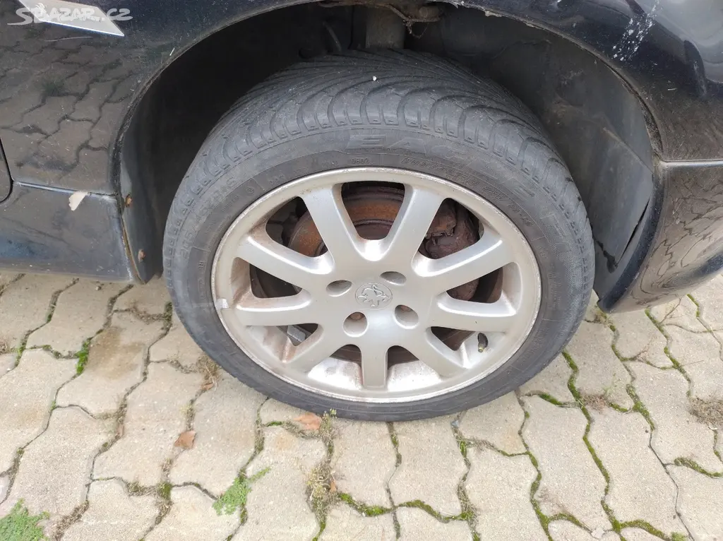 Peugeot 206 CC 1,6i 2002 STK - fotka 4