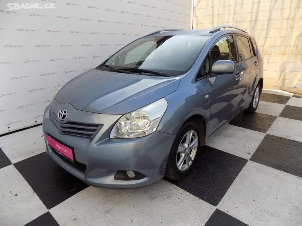 Toyota Verso, 2.0 D-4D/1.Maj.ČR/keyless-go/