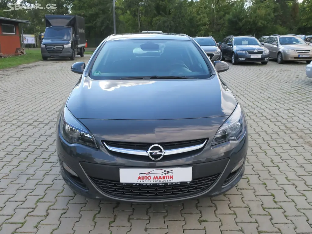 Prodám Opel Astra 1.4 Turbo 103 kW - fotka 2