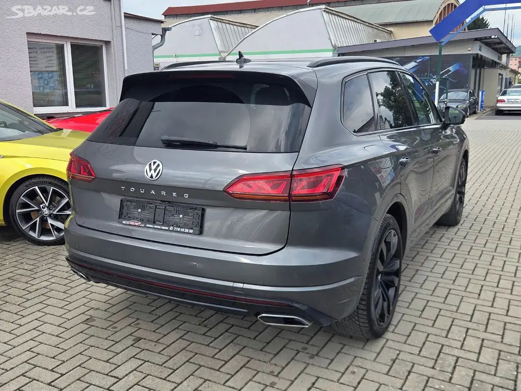 VW Touareg TDi R-Line BLACK STYLE VZDUCH VIRTUAL - fotka 3
