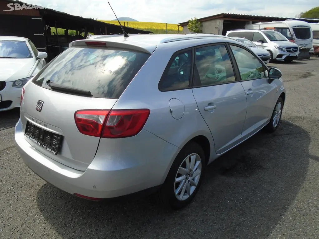Seat Ibiza 1.2 TSI 77kW serv.kniha - fotka 3