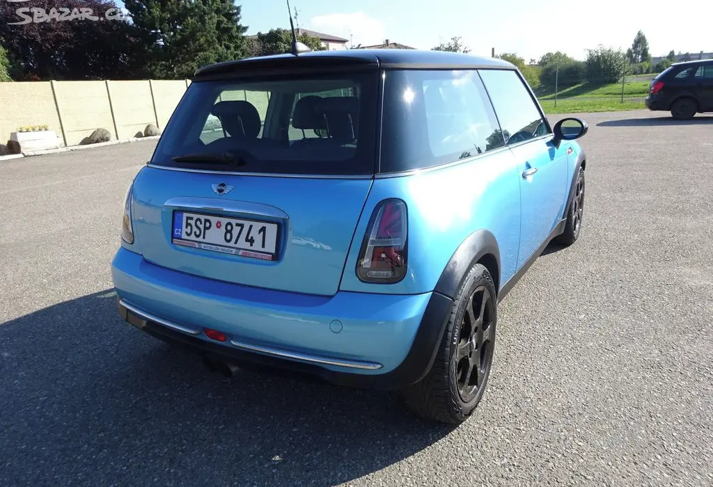 Mini Cooper 1.6i r.v.2005 (85 kw) - fotka 4