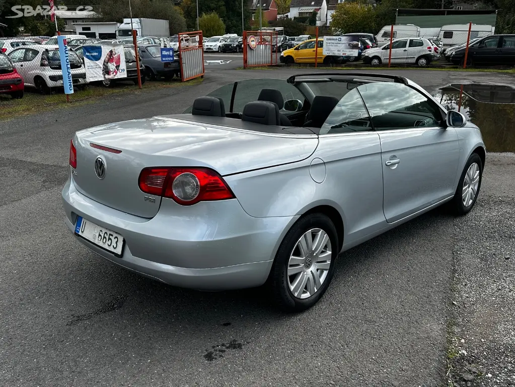 VW Eos 1.6FSi 85kw, r.2006, serviska, klima - fotka 3