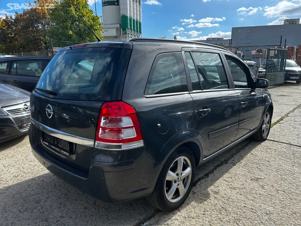 Opel Zafira, B 1,8 103 kW, 7 míst - fotka 4