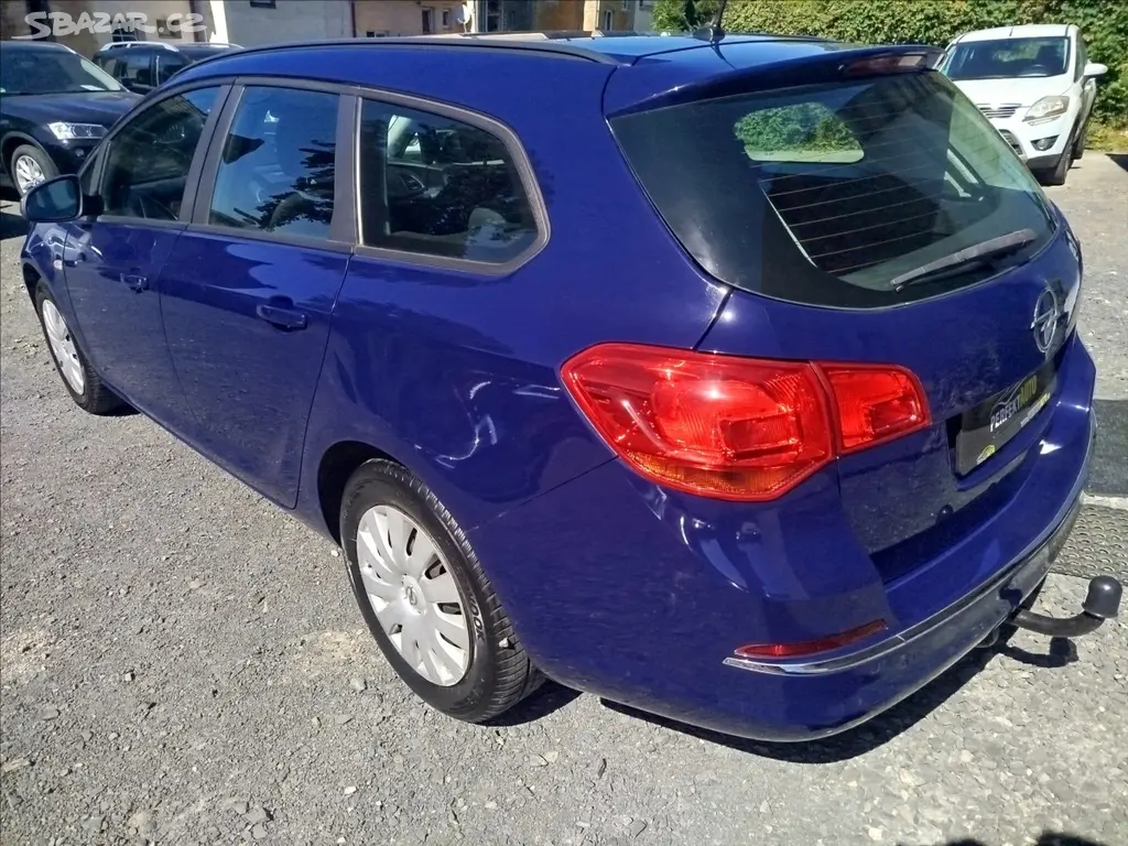 Opel Astra, 1,6 i 85kW ENJOY - fotka 4