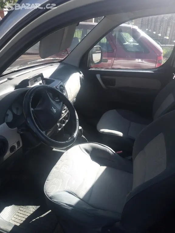 Peugeot Partner 1.4 i - fotka 4