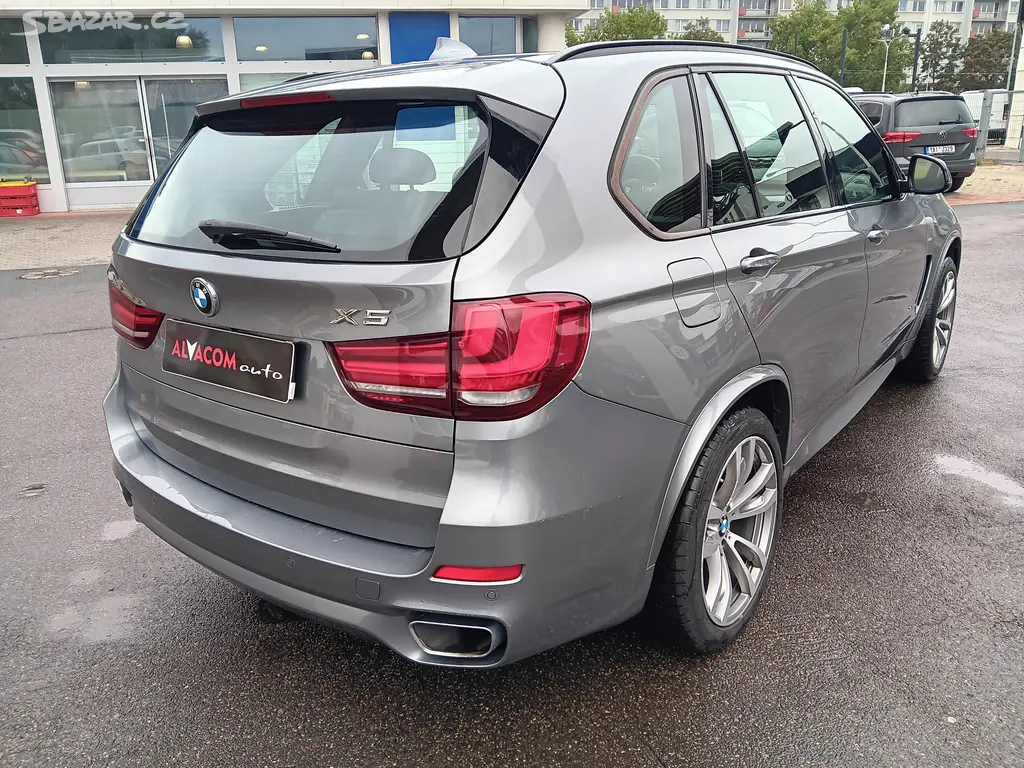 BMW X5, 30D koupeno v CZ - fotka 6