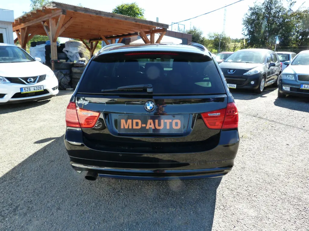 BMW Řada 3, 2.0 I 105 kw - fotka 6