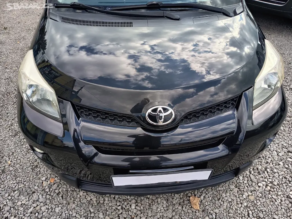 Toyota Urban Cruiser 1,3VVT-i Comfort ČR - fotka 4