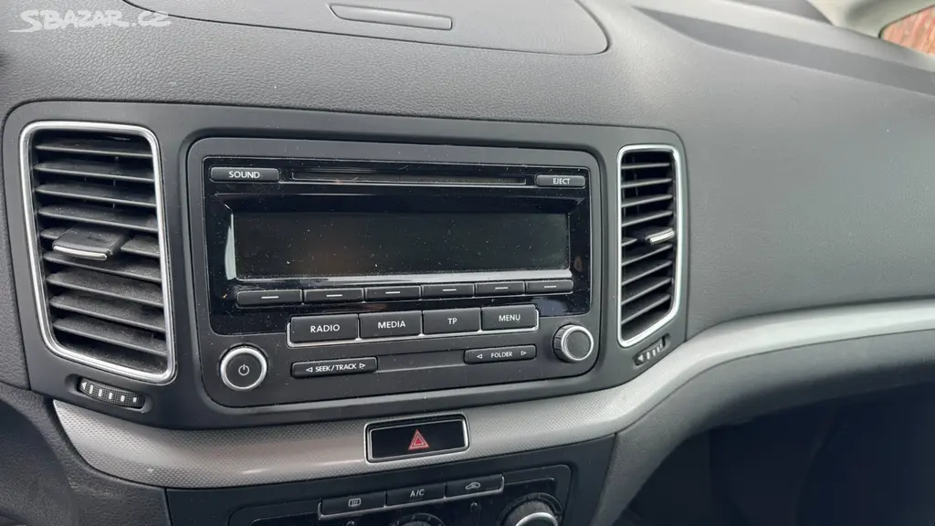 Náhled: VW RCD310 Autorádio CD přehrávač T5 SHARAN 7N